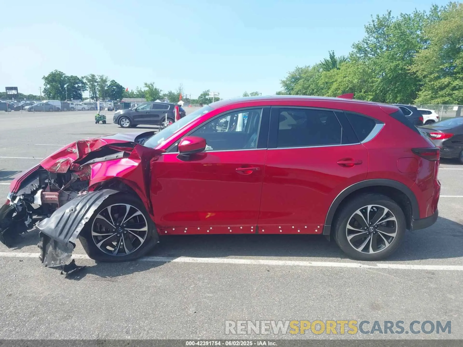 14 fotografías del automóvil dañado JM3KFBDM2N0537743 MAZDA CX-5 2022