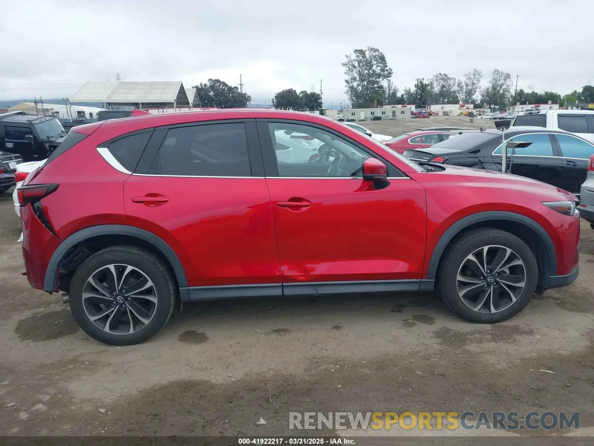 13 fotografías del automóvil dañado JM3KFBDM2N0648342 MAZDA CX-5 2022
