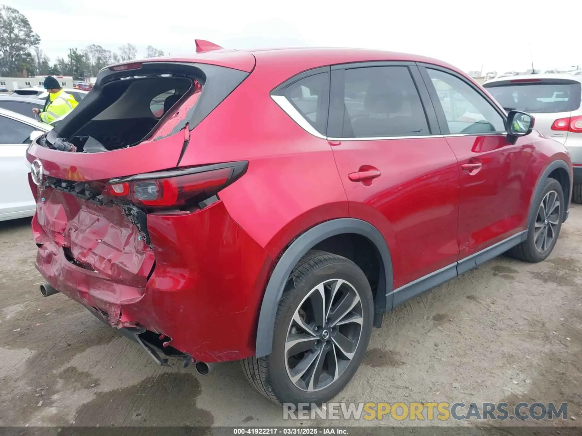 4 fotografías del automóvil dañado JM3KFBDM2N0648342 MAZDA CX-5 2022