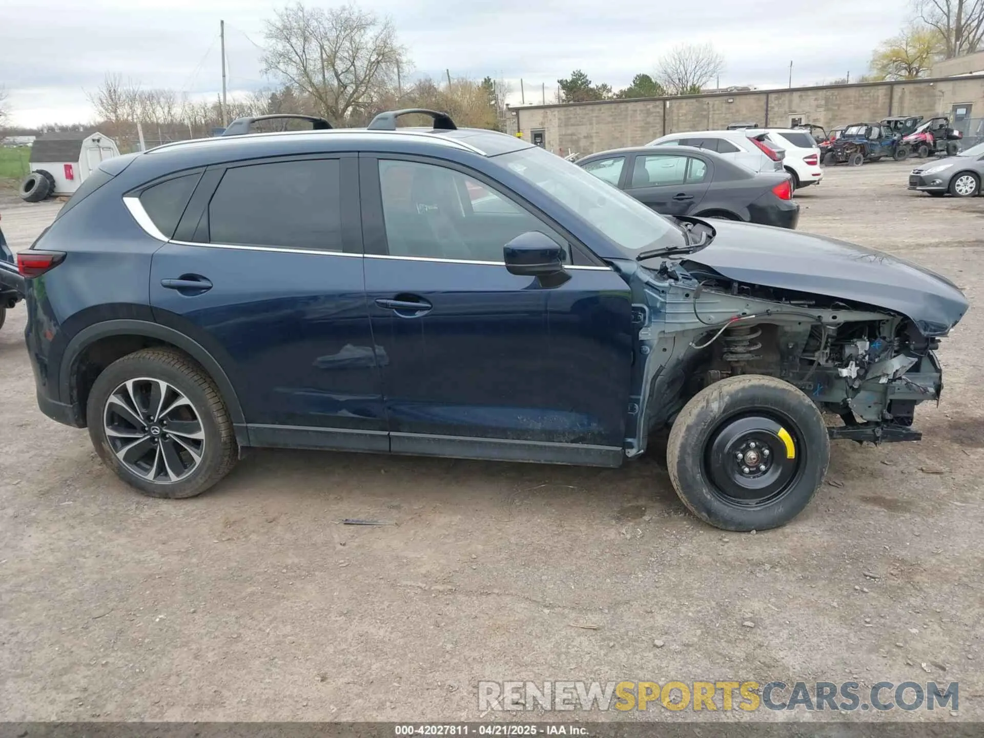 14 fotografías del automóvil dañado JM3KFBDM3N1523926 MAZDA CX-5 2022
