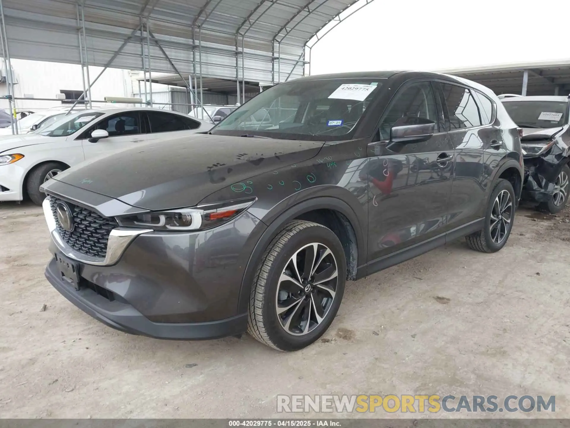 2 fotografías del automóvil dañado JM3KFBDM5N1629634 MAZDA CX-5 2022