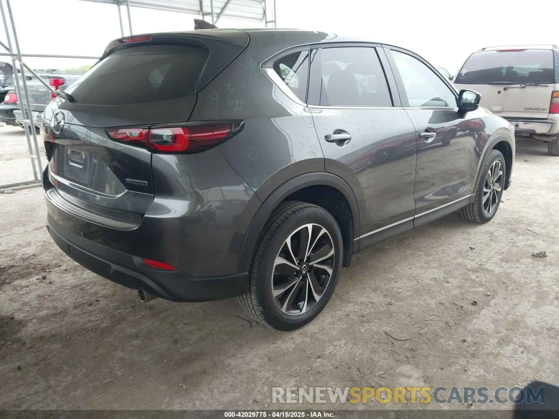4 fotografías del automóvil dañado JM3KFBDM5N1629634 MAZDA CX-5 2022