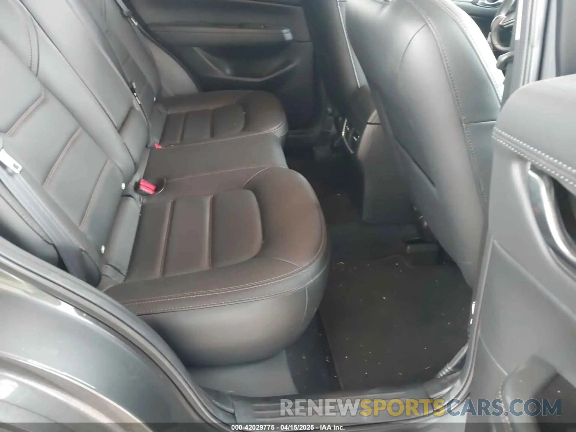 8 fotografías del automóvil dañado JM3KFBDM5N1629634 MAZDA CX-5 2022