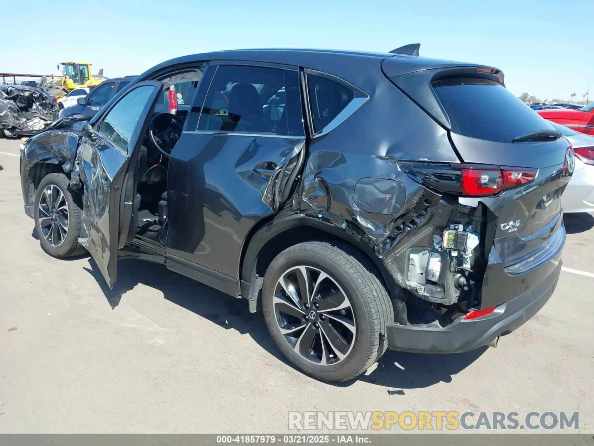 3 fotografías del automóvil dañado JM3KFBDM7N0639118 MAZDA CX-5 2022