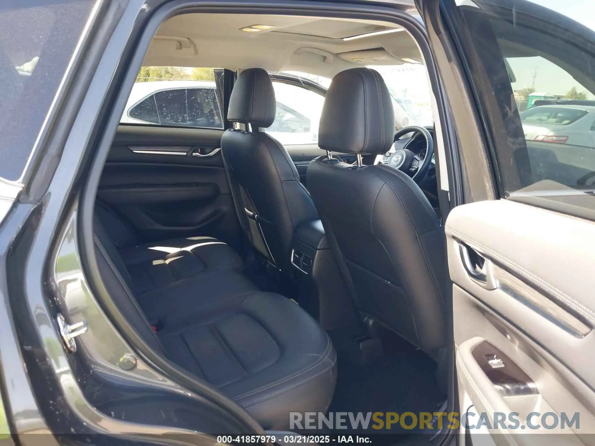 8 fotografías del automóvil dañado JM3KFBDM7N0639118 MAZDA CX-5 2022