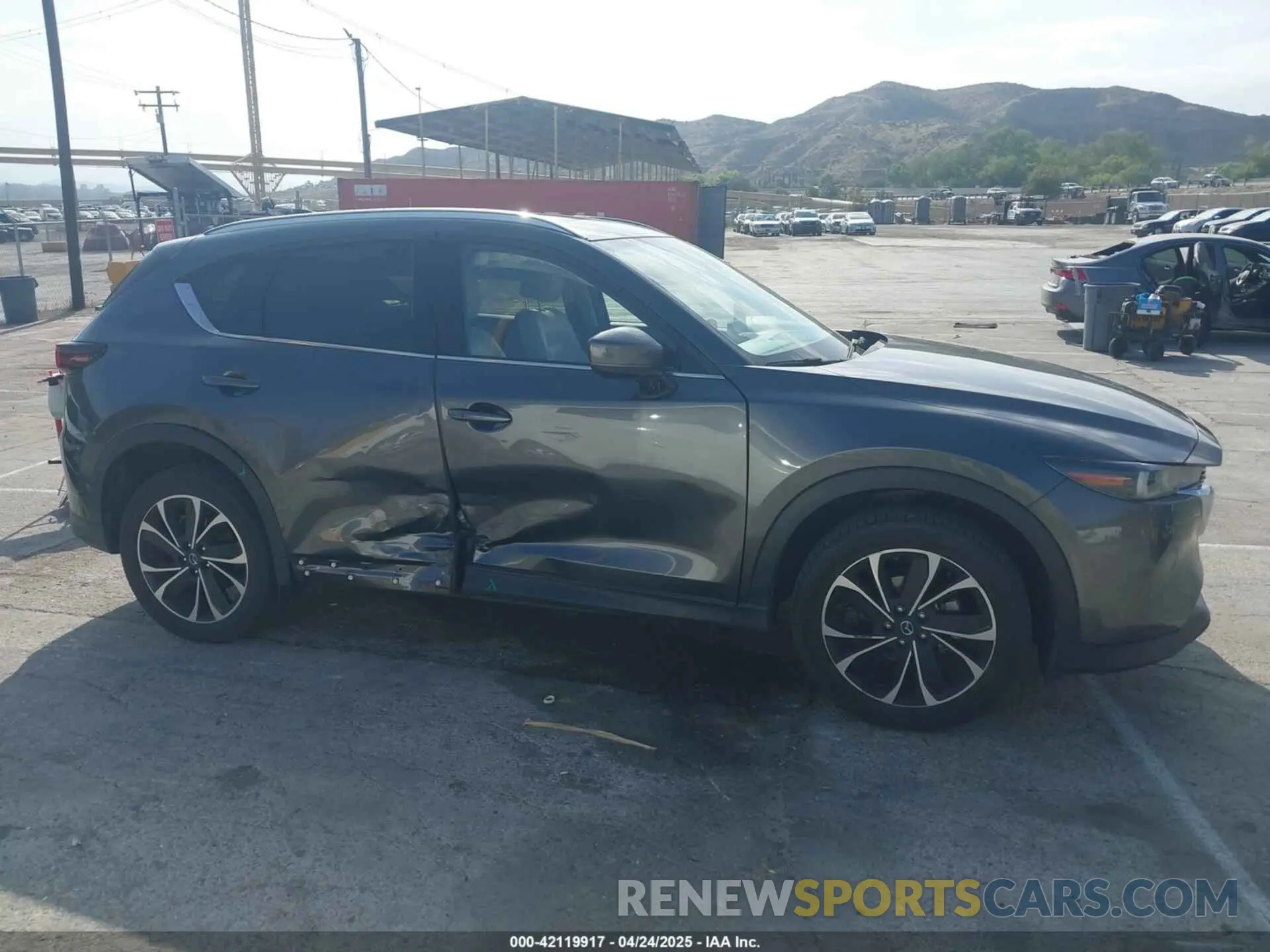 13 fotografías del automóvil dañado JM3KFBEM0N0556628 MAZDA CX-5 2022