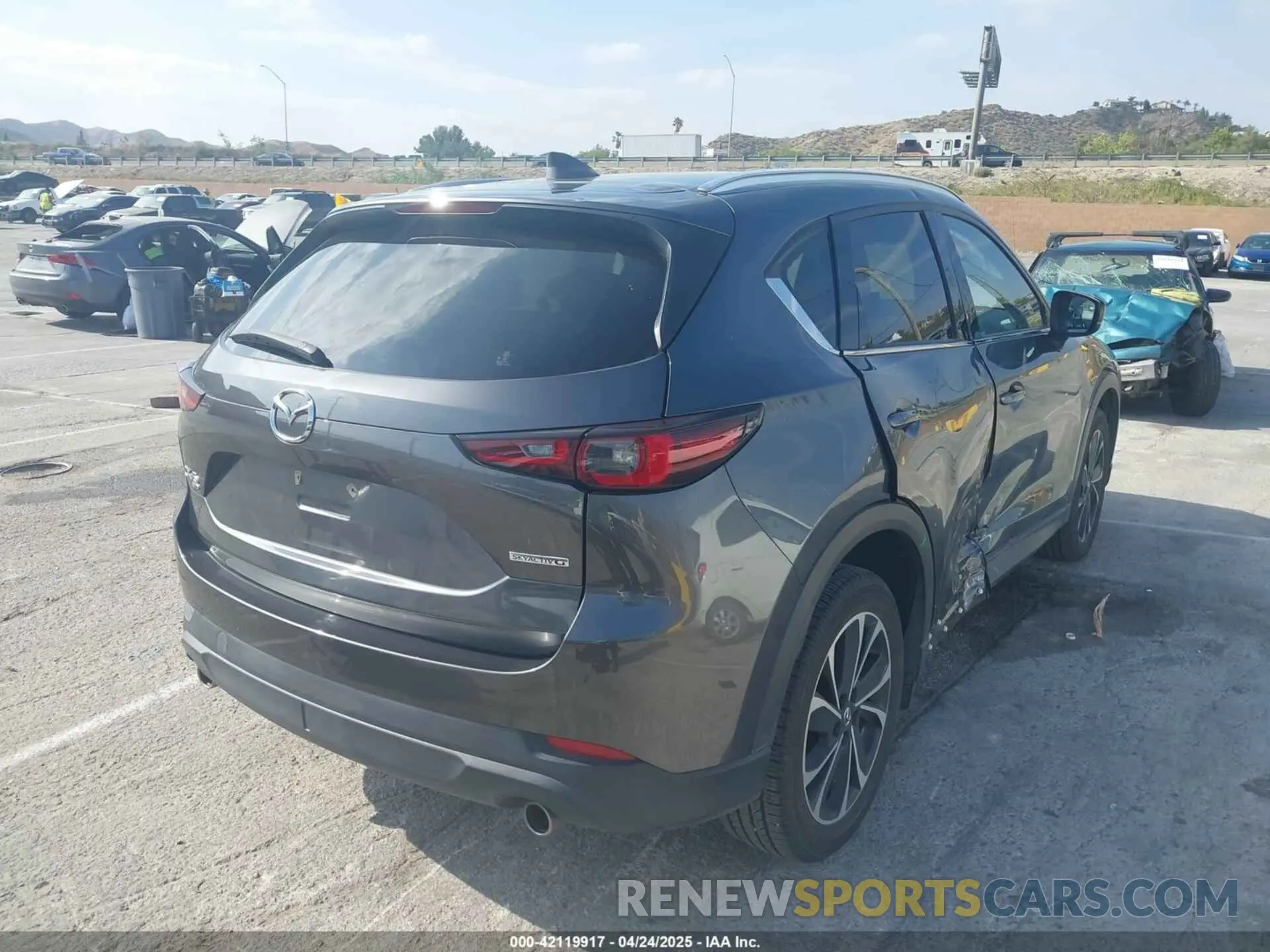 4 fotografías del automóvil dañado JM3KFBEM0N0556628 MAZDA CX-5 2022