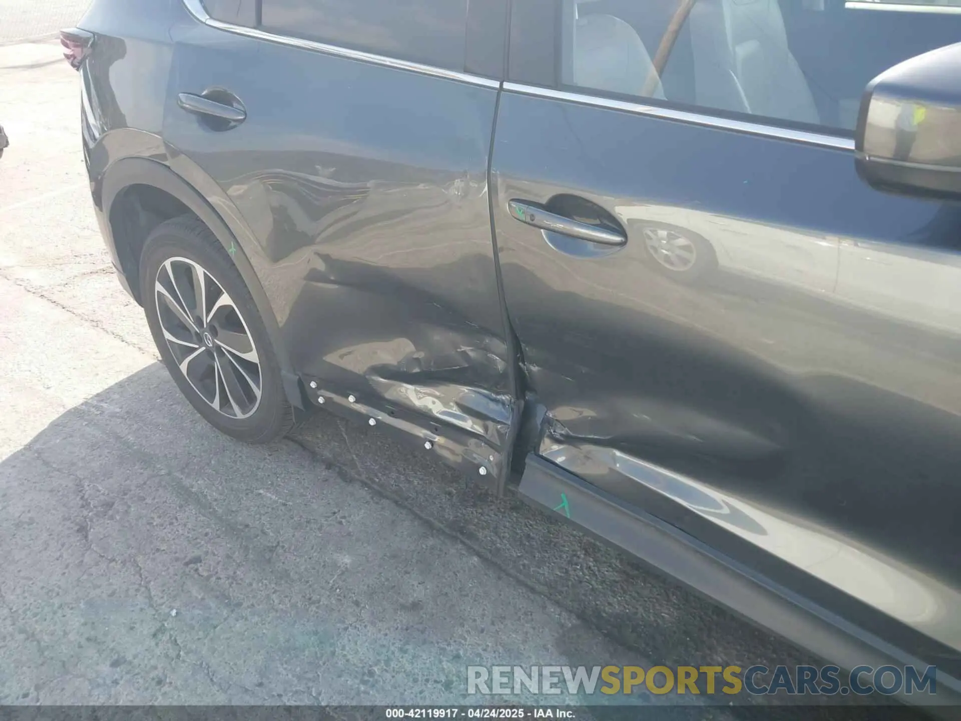 6 fotografías del automóvil dañado JM3KFBEM0N0556628 MAZDA CX-5 2022