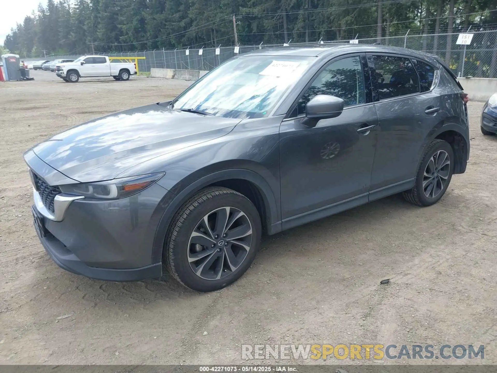 2 fotografías del automóvil dañado JM3KFBEM0N0621817 MAZDA CX-5 2022