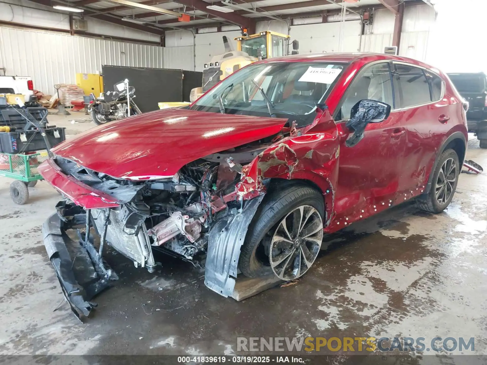 2 fotografías del automóvil dañado JM3KFBEM0N1569227 MAZDA CX-5 2022