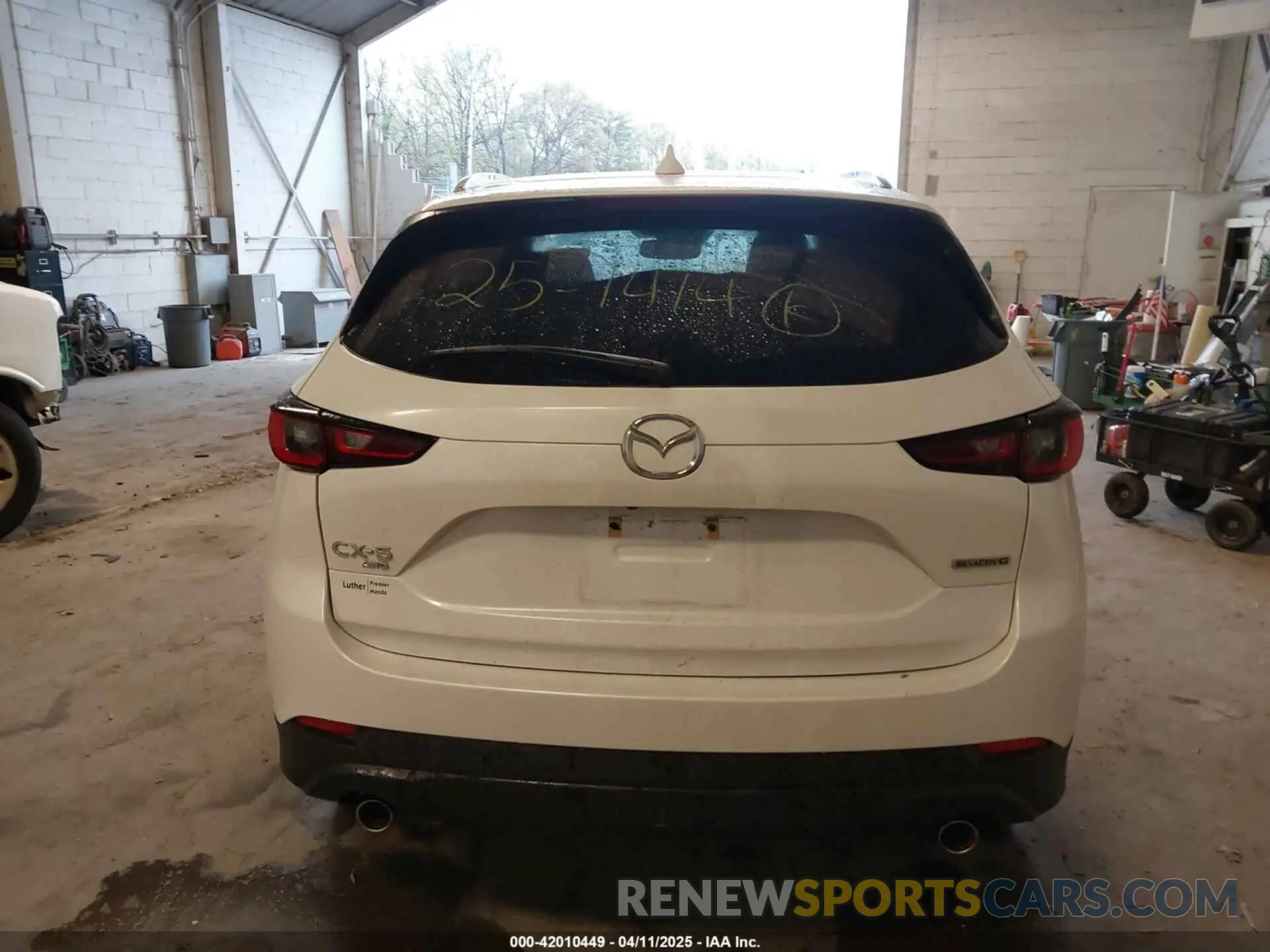 16 fotografías del automóvil dañado JM3KFBEM0N1613792 MAZDA CX-5 2022