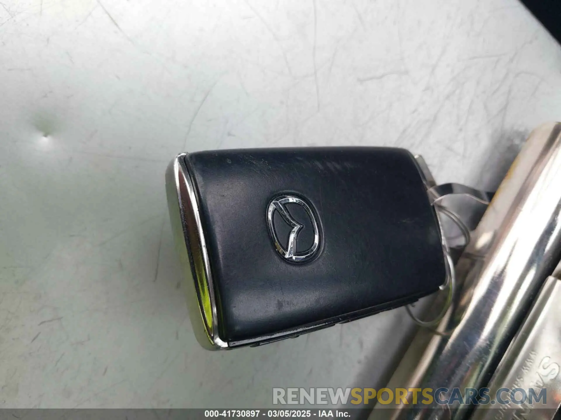 11 fotografías del automóvil dañado JM3KFBEM1N0523105 MAZDA CX-5 2022