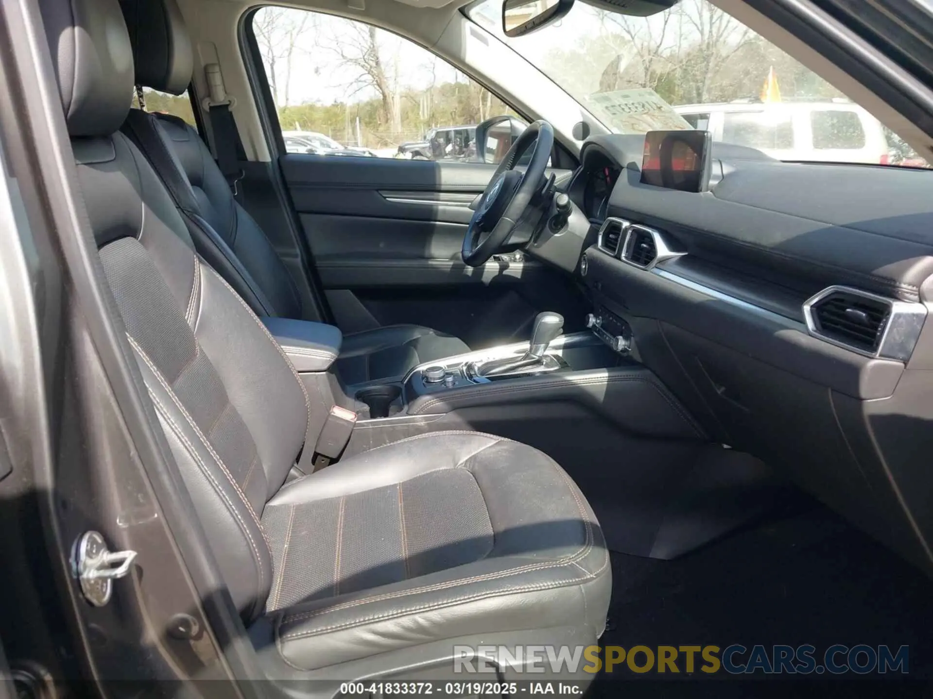 5 fotografías del automóvil dañado JM3KFBEM3N1572722 MAZDA CX-5 2022