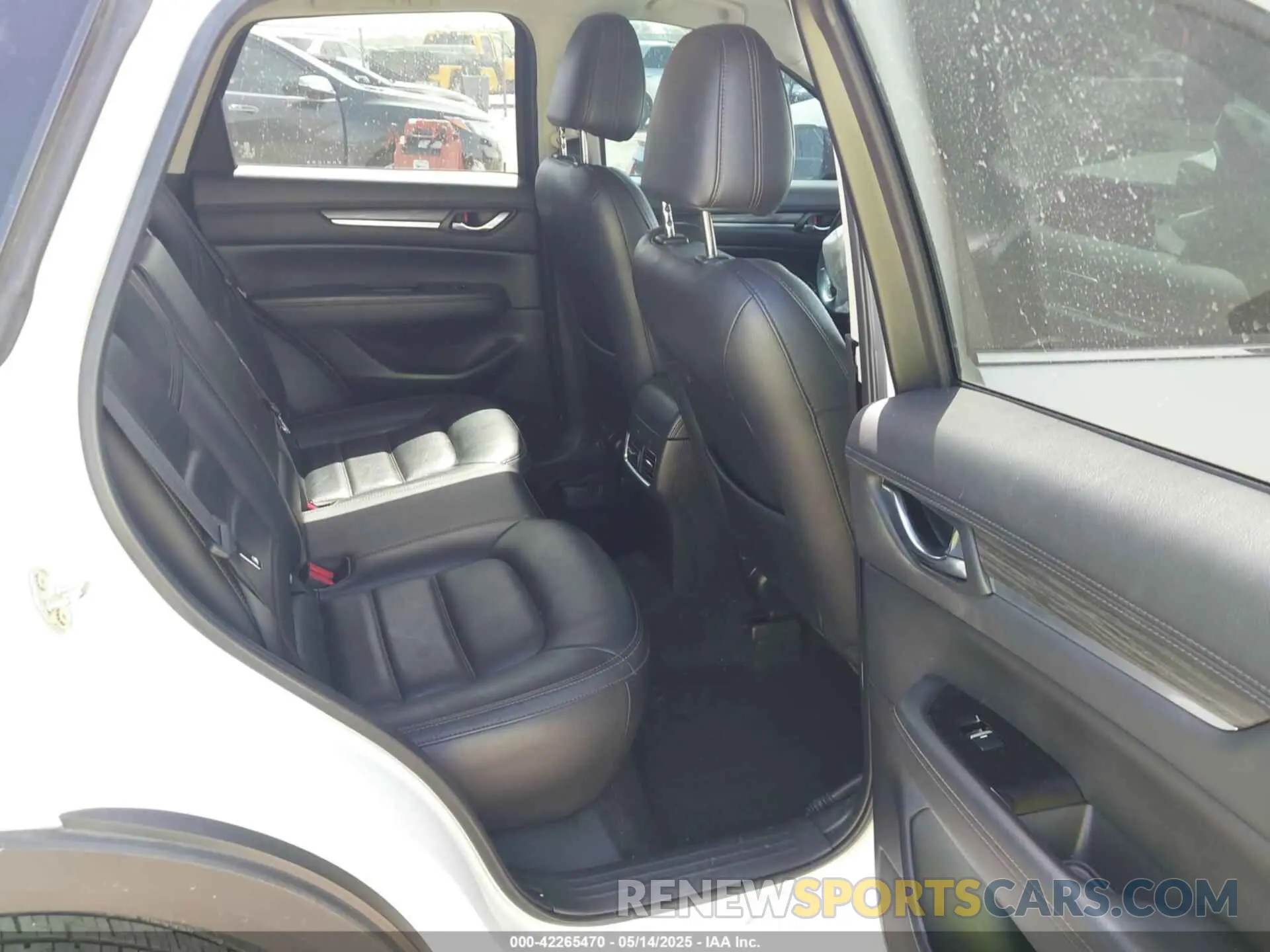 8 fotografías del automóvil dañado JM3KFBEM3N1576592 MAZDA CX-5 2022