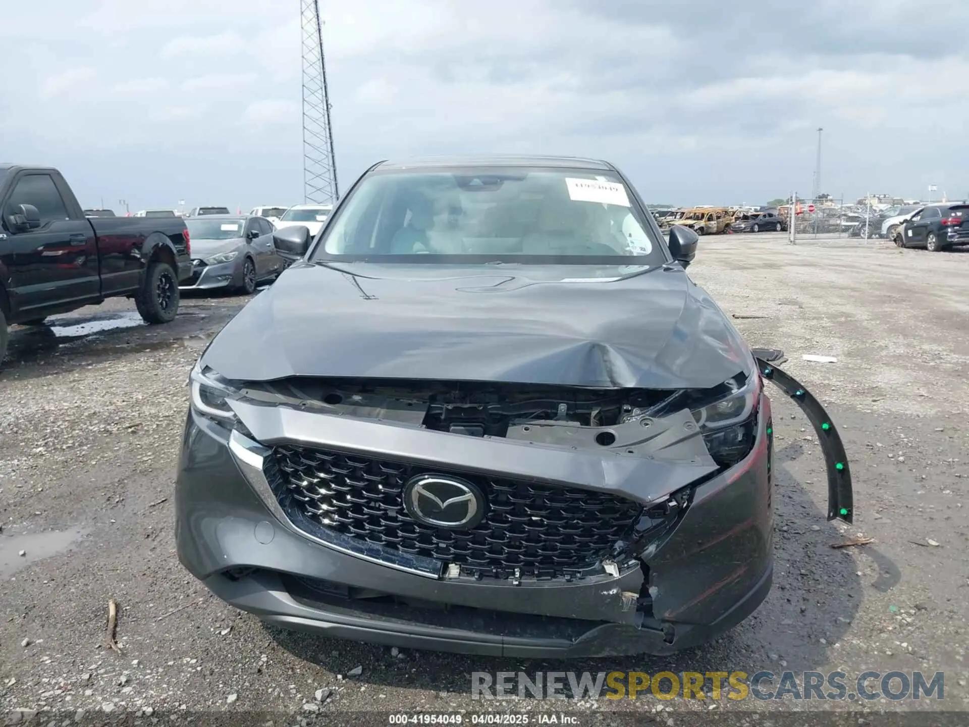 12 fotografías del automóvil dañado JM3KFBEM3N1619702 MAZDA CX-5 2022