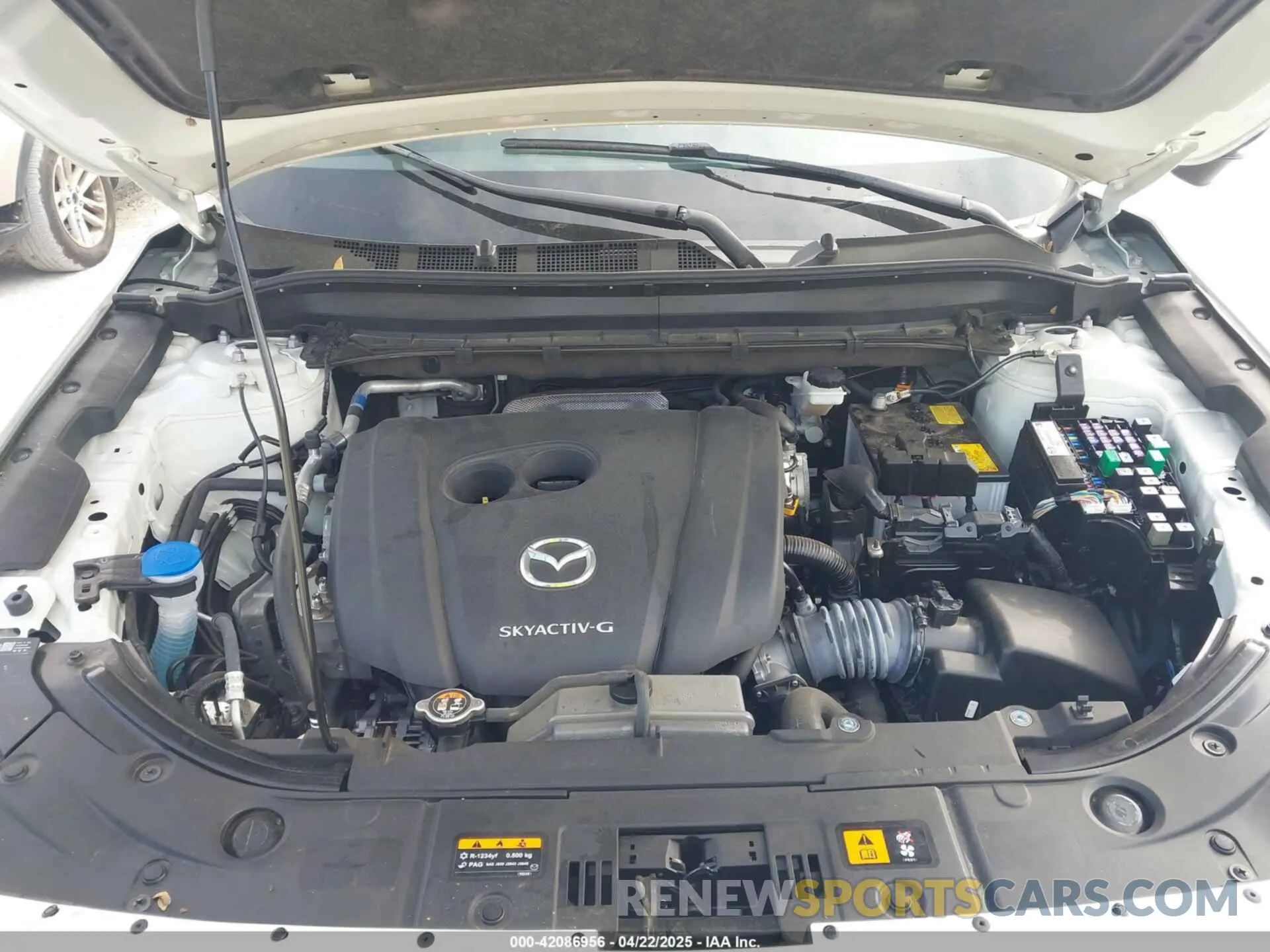 10 fotografías del automóvil dañado JM3KFBEM5N1579297 MAZDA CX-5 2022