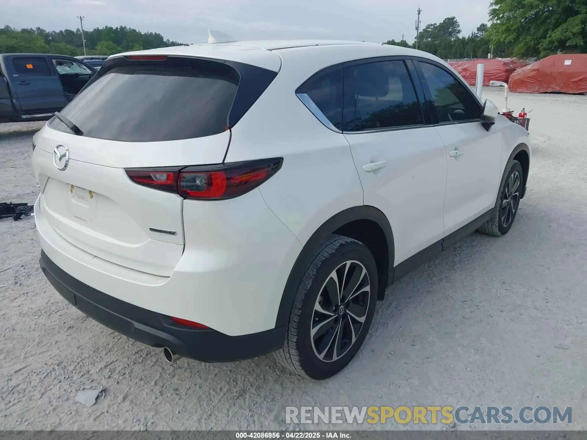 4 fotografías del automóvil dañado JM3KFBEM5N1579297 MAZDA CX-5 2022