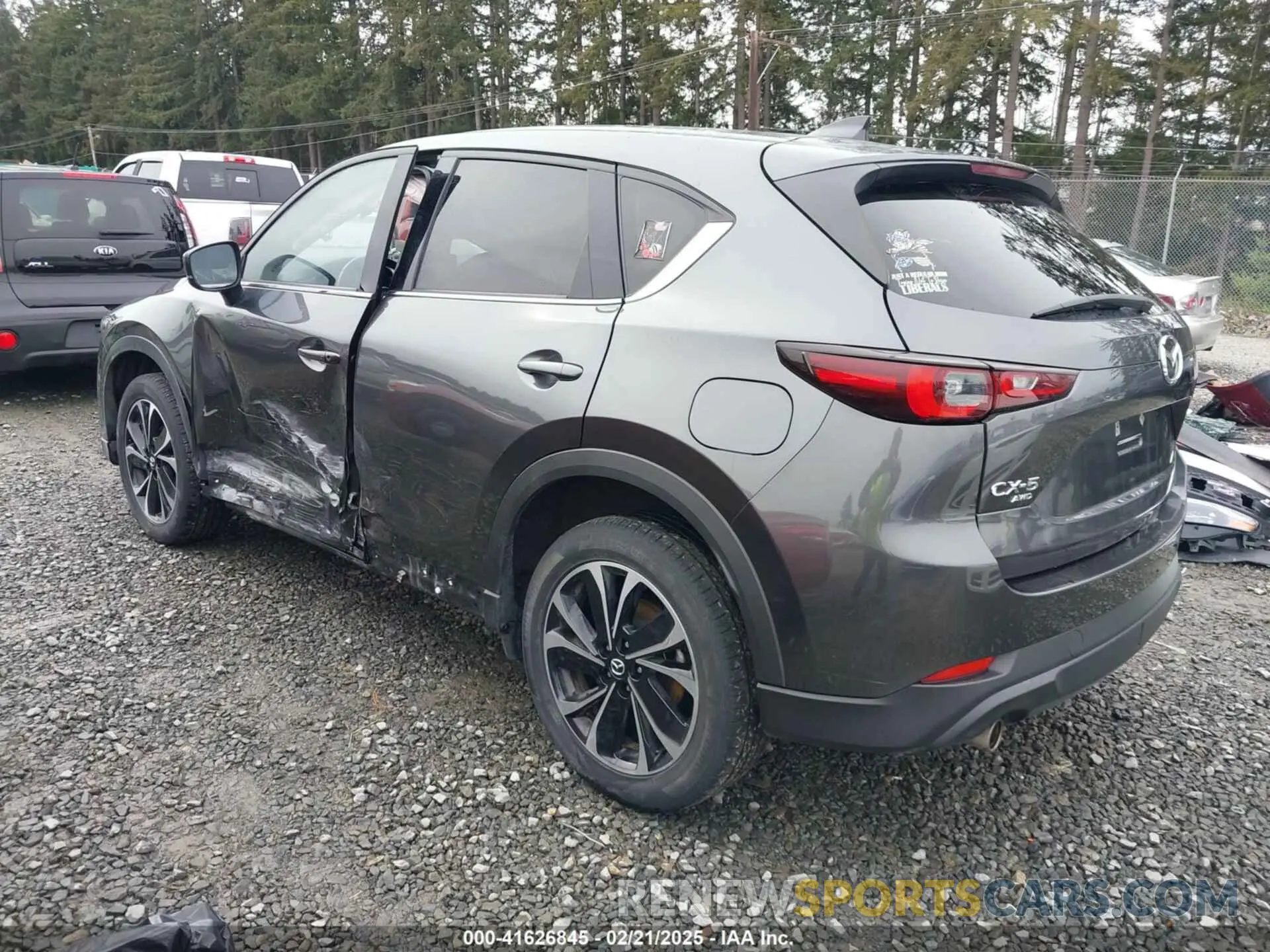 3 fotografías del automóvil dañado JM3KFBEMXN0552652 MAZDA CX-5 2022