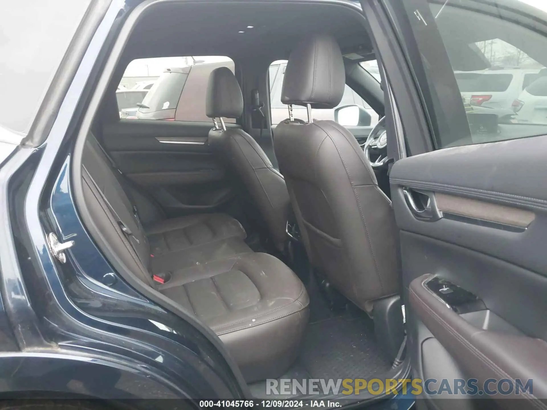 8 fotografías del automóvil dañado JM3KFBXY1N0550742 MAZDA CX-5 2022