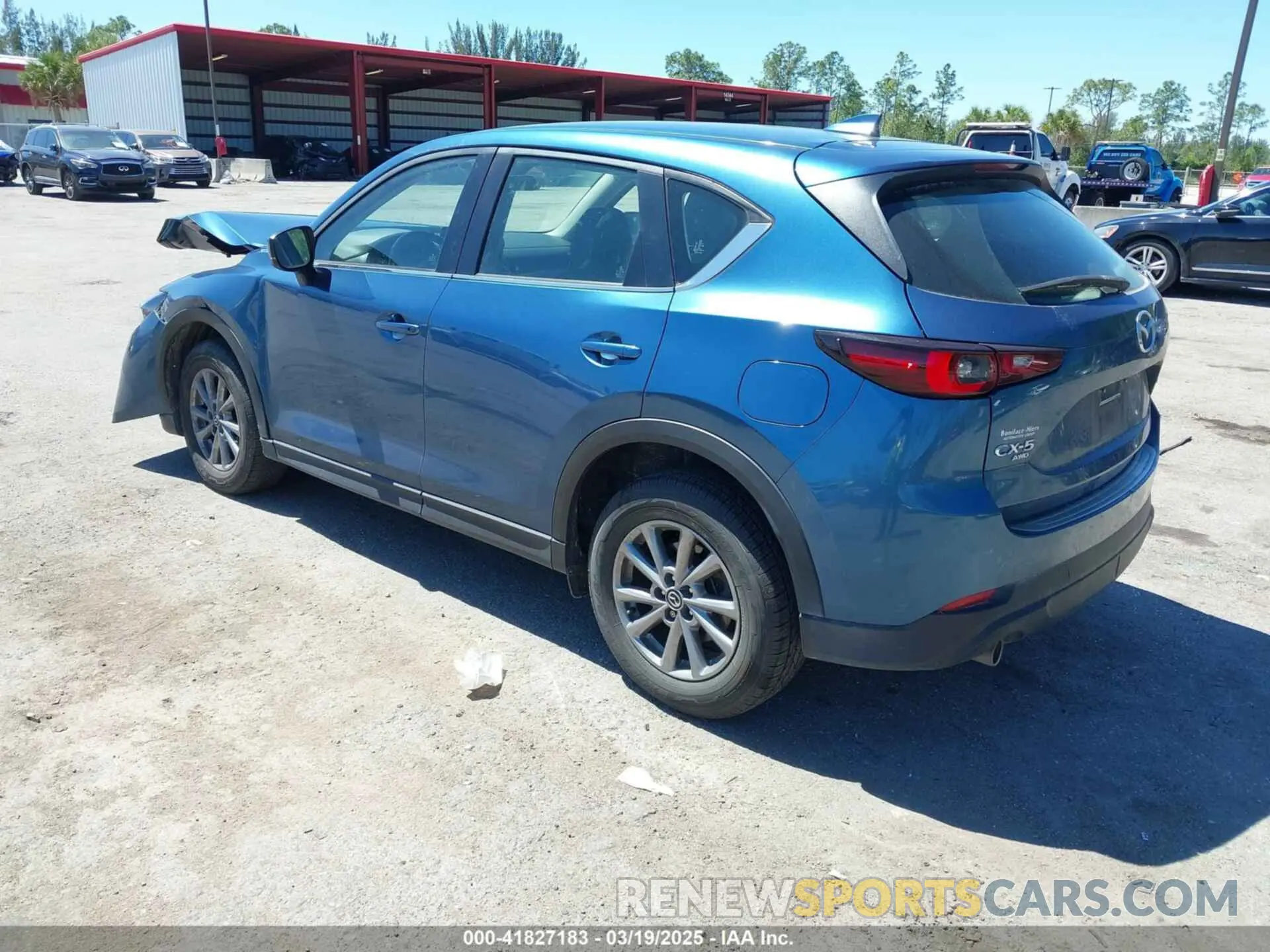 3 fotografías del automóvil dañado JM3KFBAM1P0204599 MAZDA CX-5 2023