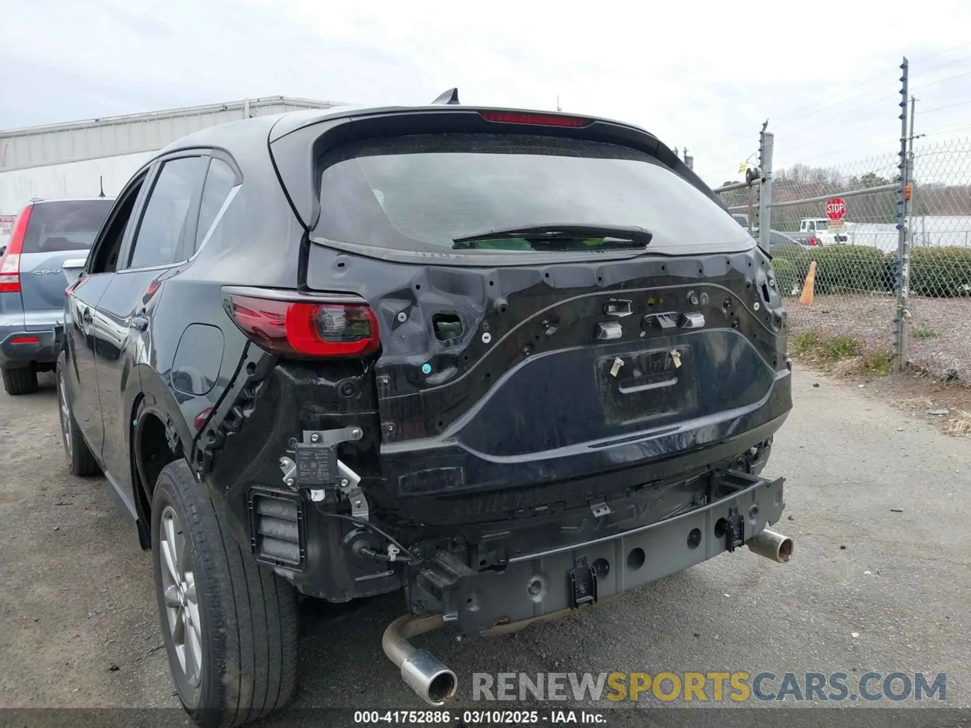 17 fotografías del automóvil dañado JM3KFBAM4P0262772 MAZDA CX-5 2023