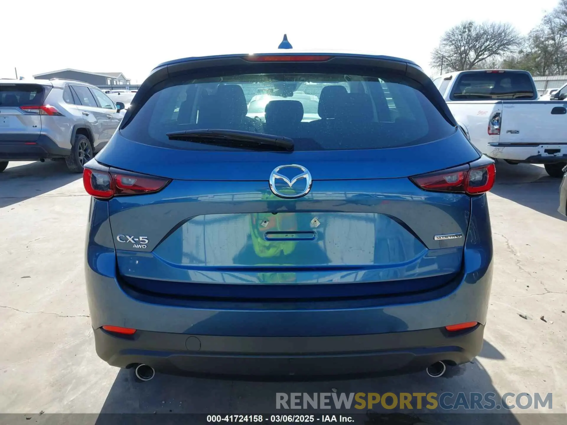 16 fotografías del automóvil dañado JM3KFBAM4P0281628 MAZDA CX-5 2023