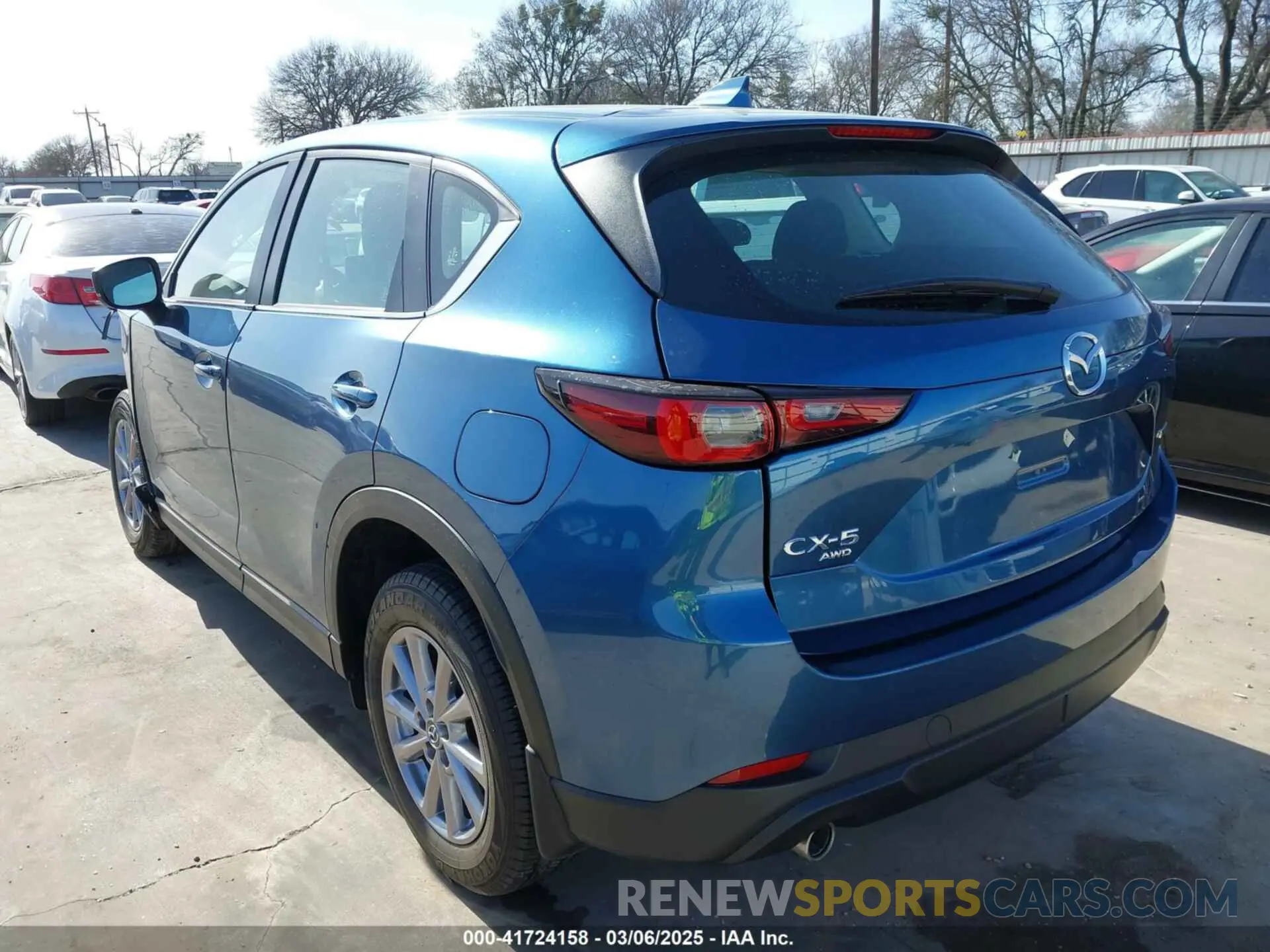 3 fotografías del automóvil dañado JM3KFBAM4P0281628 MAZDA CX-5 2023