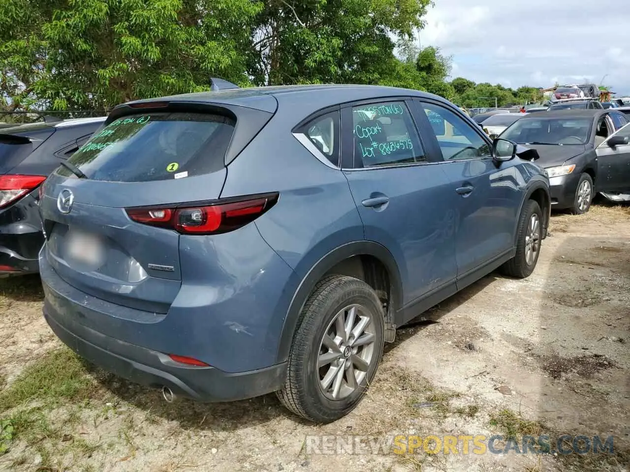 3 fotografías del automóvil dañado JM3KFBAM6P0163340 MAZDA CX-5 2023