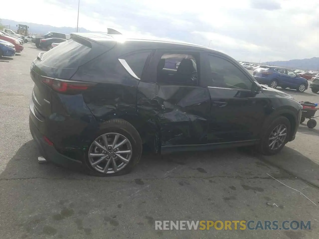 3 fotografías del automóvil dañado JM3KFBAM8P0280286 MAZDA CX-5 2023