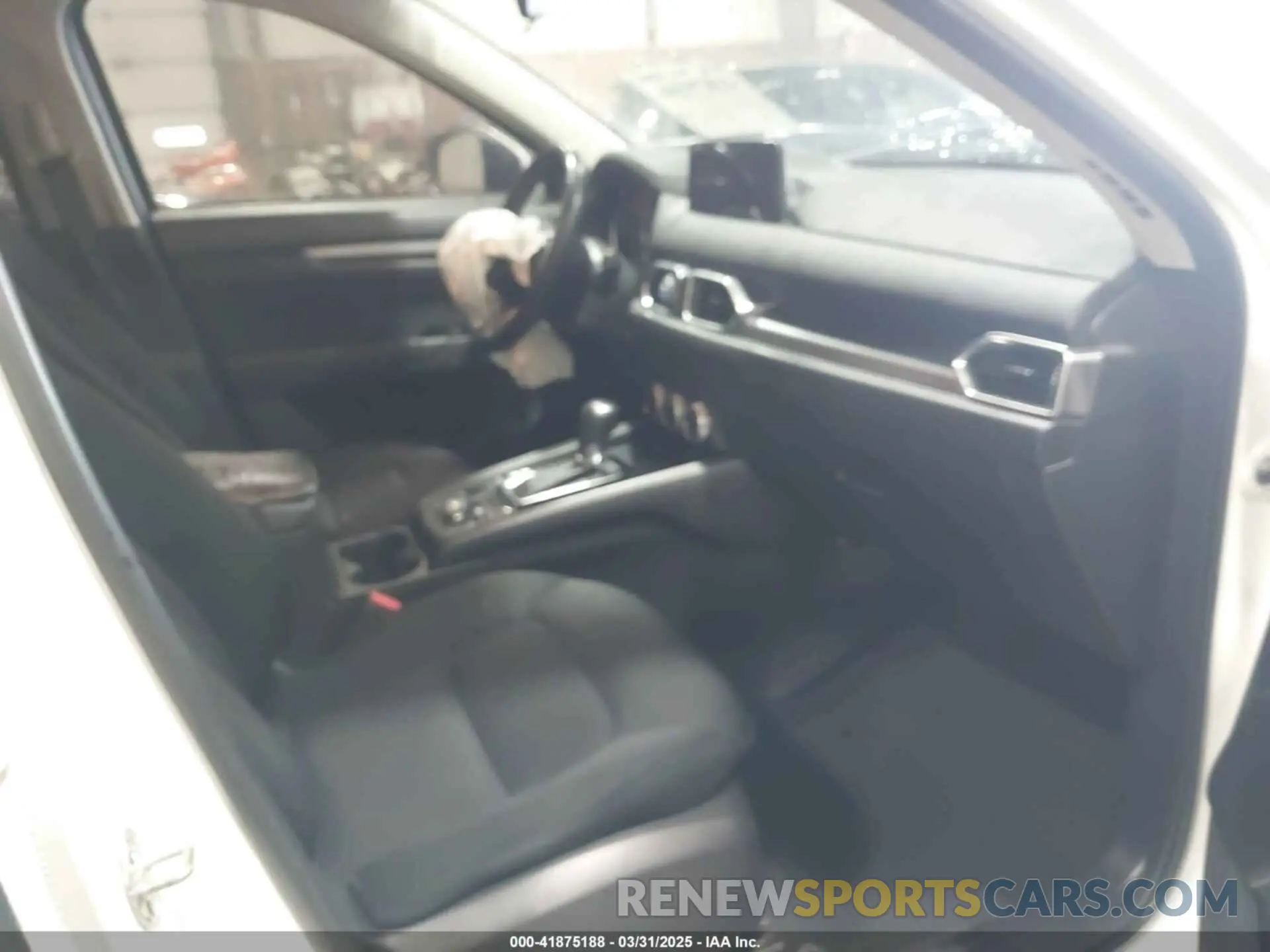 5 fotografías del automóvil dañado JM3KFBAMXP0153362 MAZDA CX-5 2023