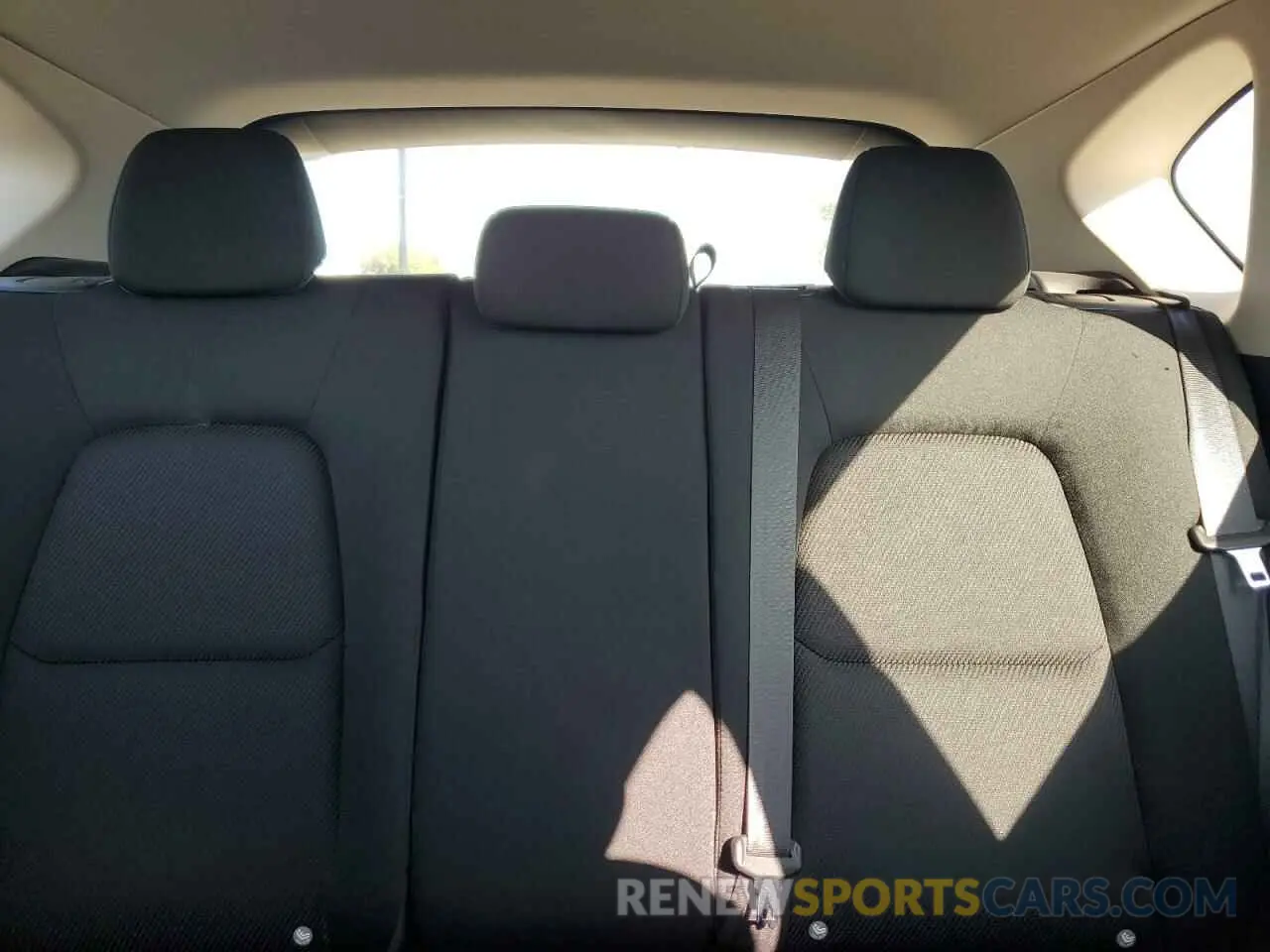 10 fotografías del automóvil dañado JM3KFBAMXP0218310 MAZDA CX-5 2023