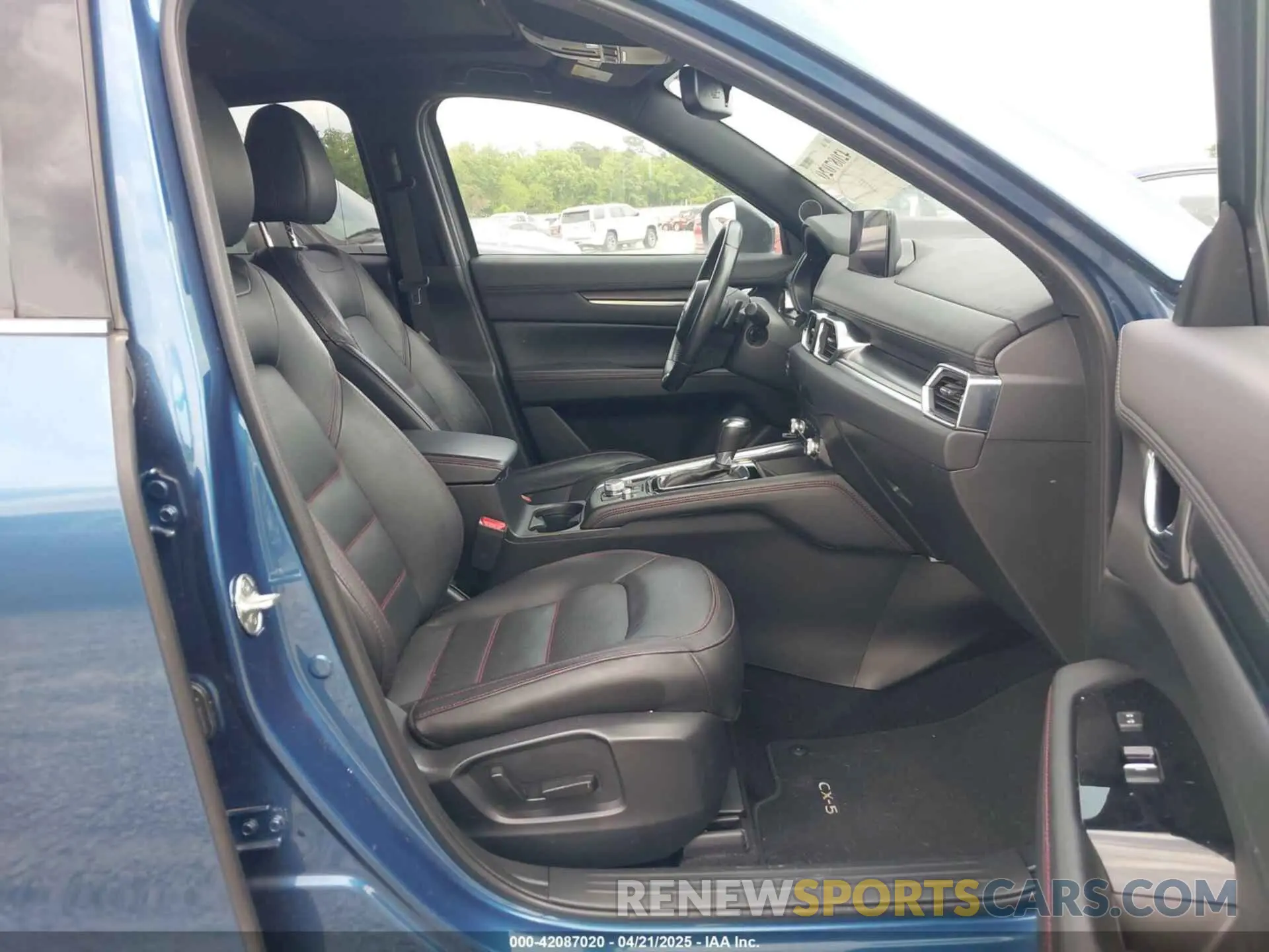 5 fotografías del automóvil dañado JM3KFBAY0P0118784 MAZDA CX-5 2023