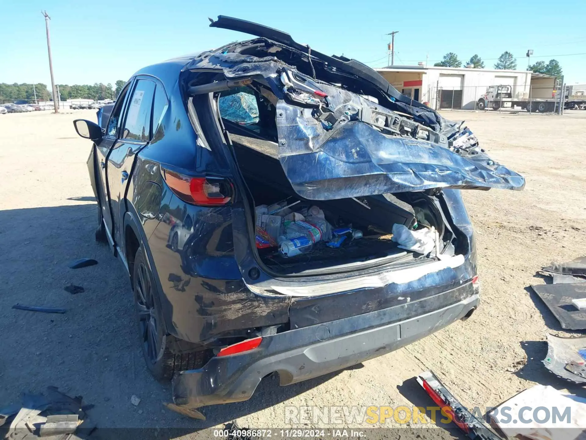 12 fotografías del automóvil dañado JM3KFBAY2P0131634 MAZDA CX-5 2023