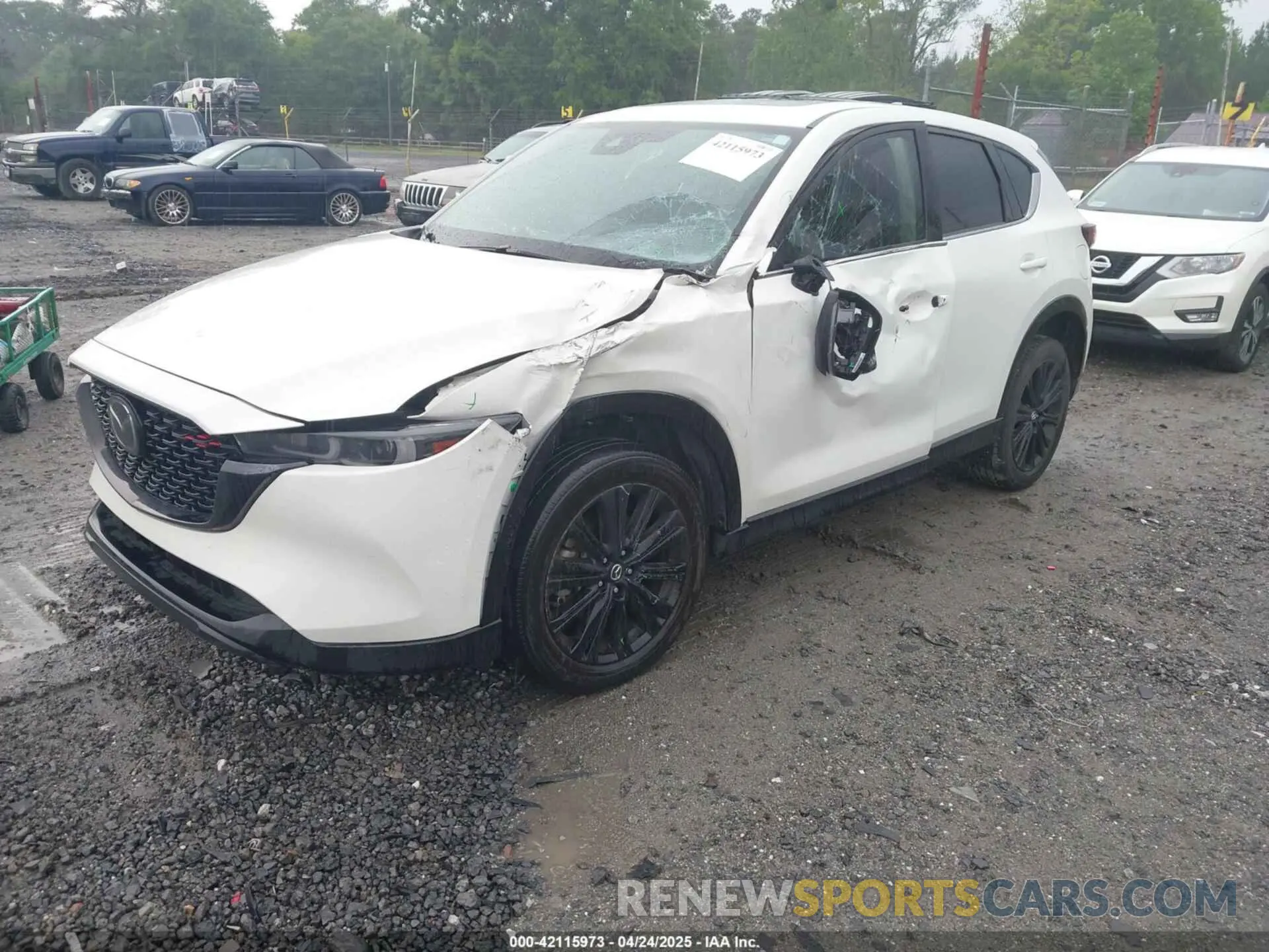 2 fotografías del automóvil dañado JM3KFBAY4P0264086 MAZDA CX-5 2023