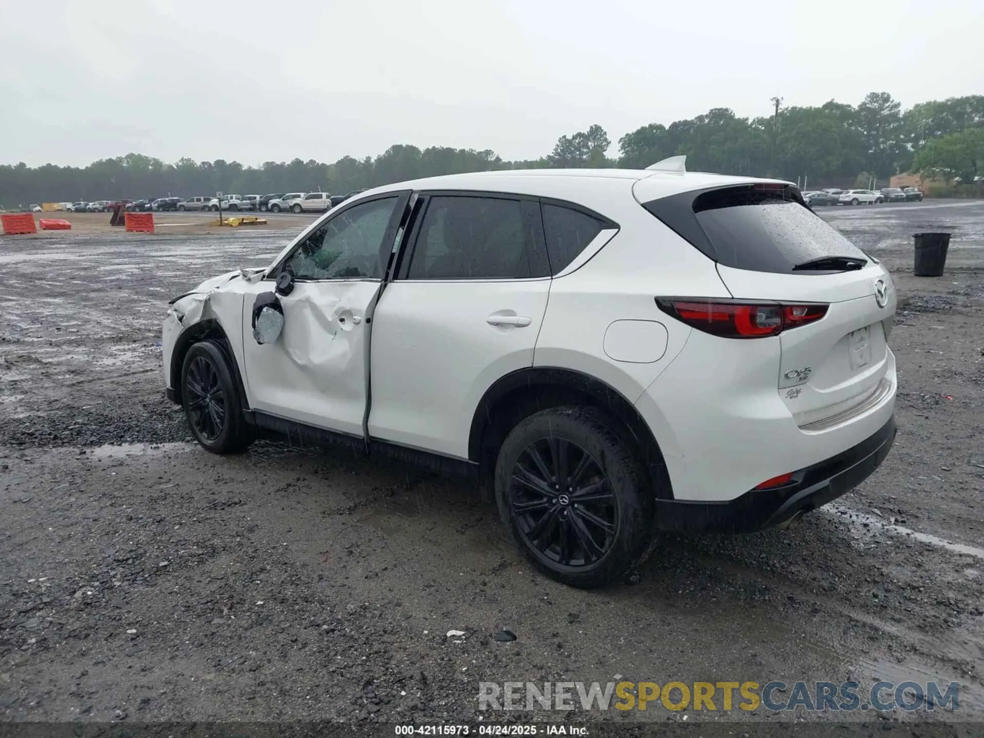 3 fotografías del automóvil dañado JM3KFBAY4P0264086 MAZDA CX-5 2023
