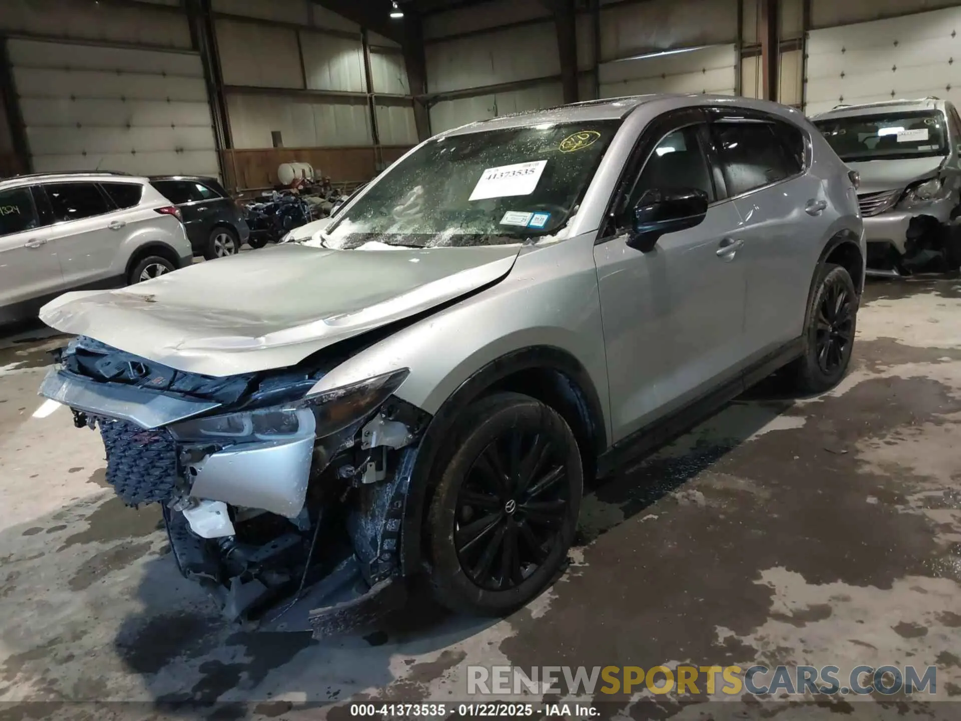 2 fotografías del automóvil dañado JM3KFBAY7P0124856 MAZDA CX-5 2023