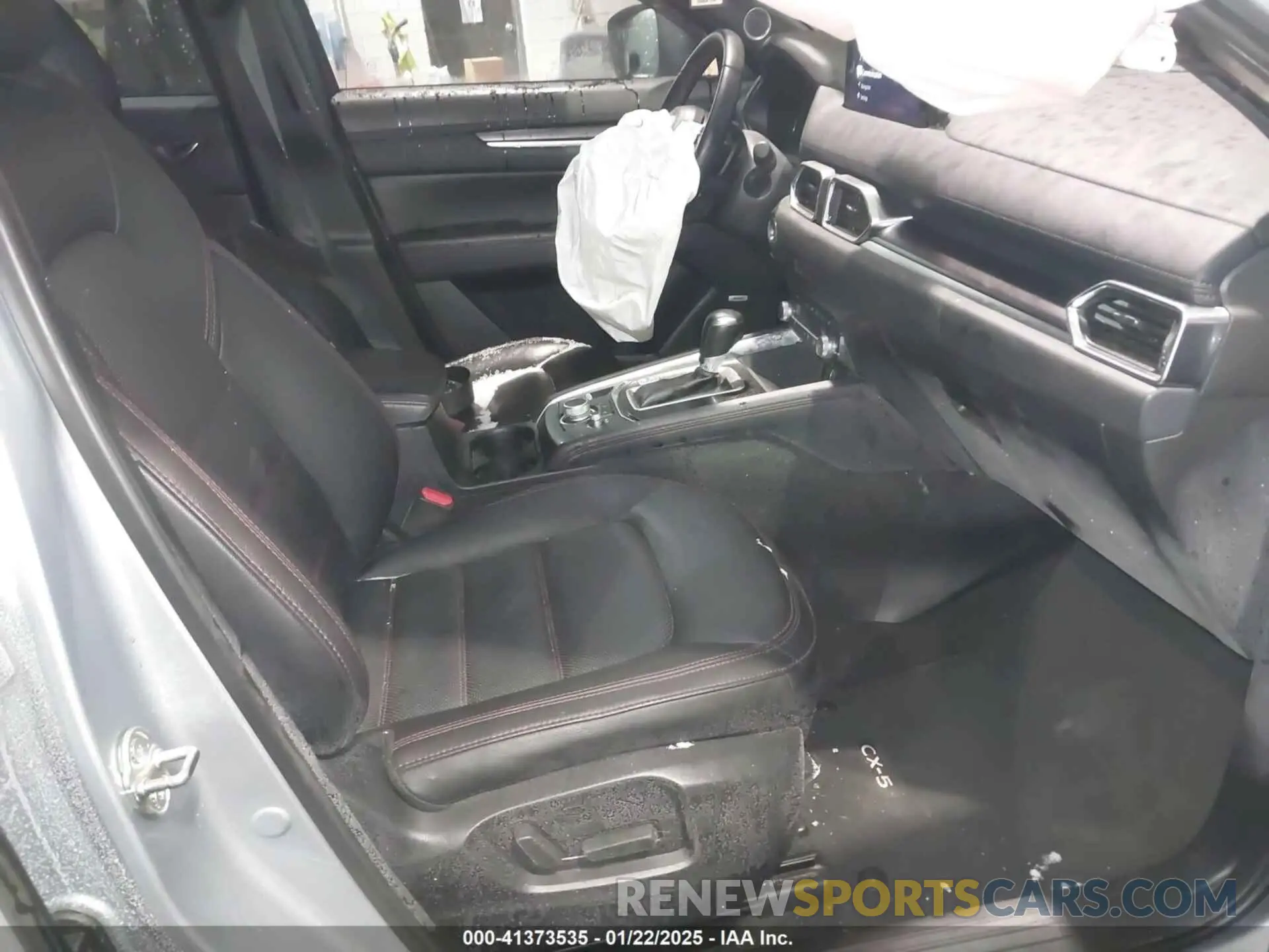 5 fotografías del automóvil dañado JM3KFBAY7P0124856 MAZDA CX-5 2023
