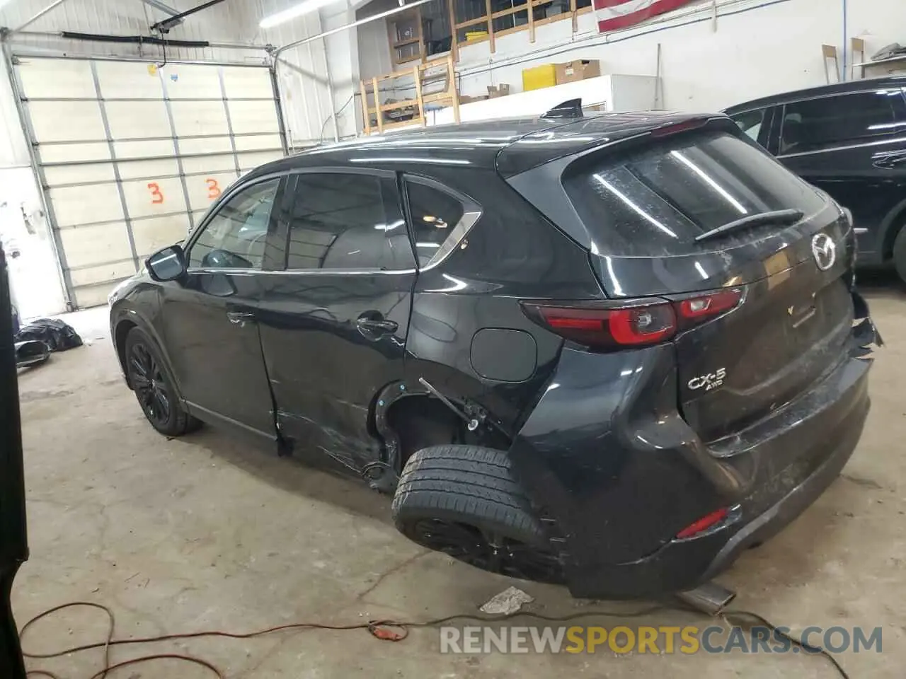 2 fotografías del automóvil dañado JM3KFBAY8P0270506 MAZDA CX-5 2023