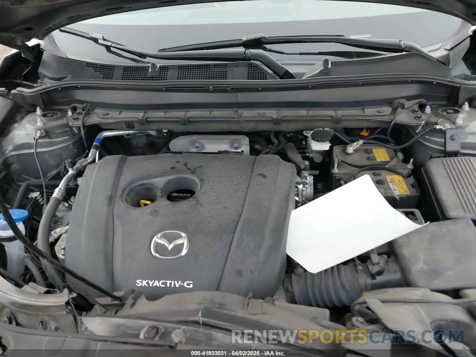 10 fotografías del automóvil dañado JM3KFBBM1P0143222 MAZDA CX-5 2023