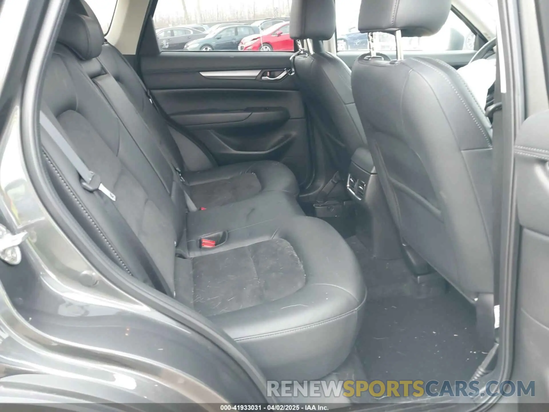 8 fotografías del automóvil dañado JM3KFBBM1P0143222 MAZDA CX-5 2023
