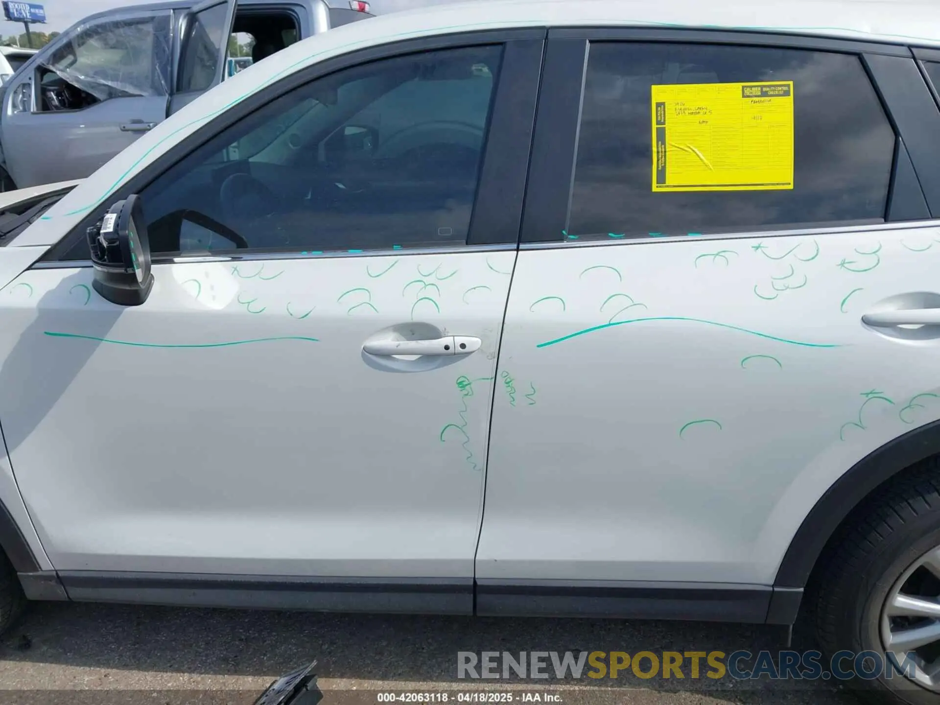 14 fotografías del automóvil dañado JM3KFBBM4P0164680 MAZDA CX-5 2023