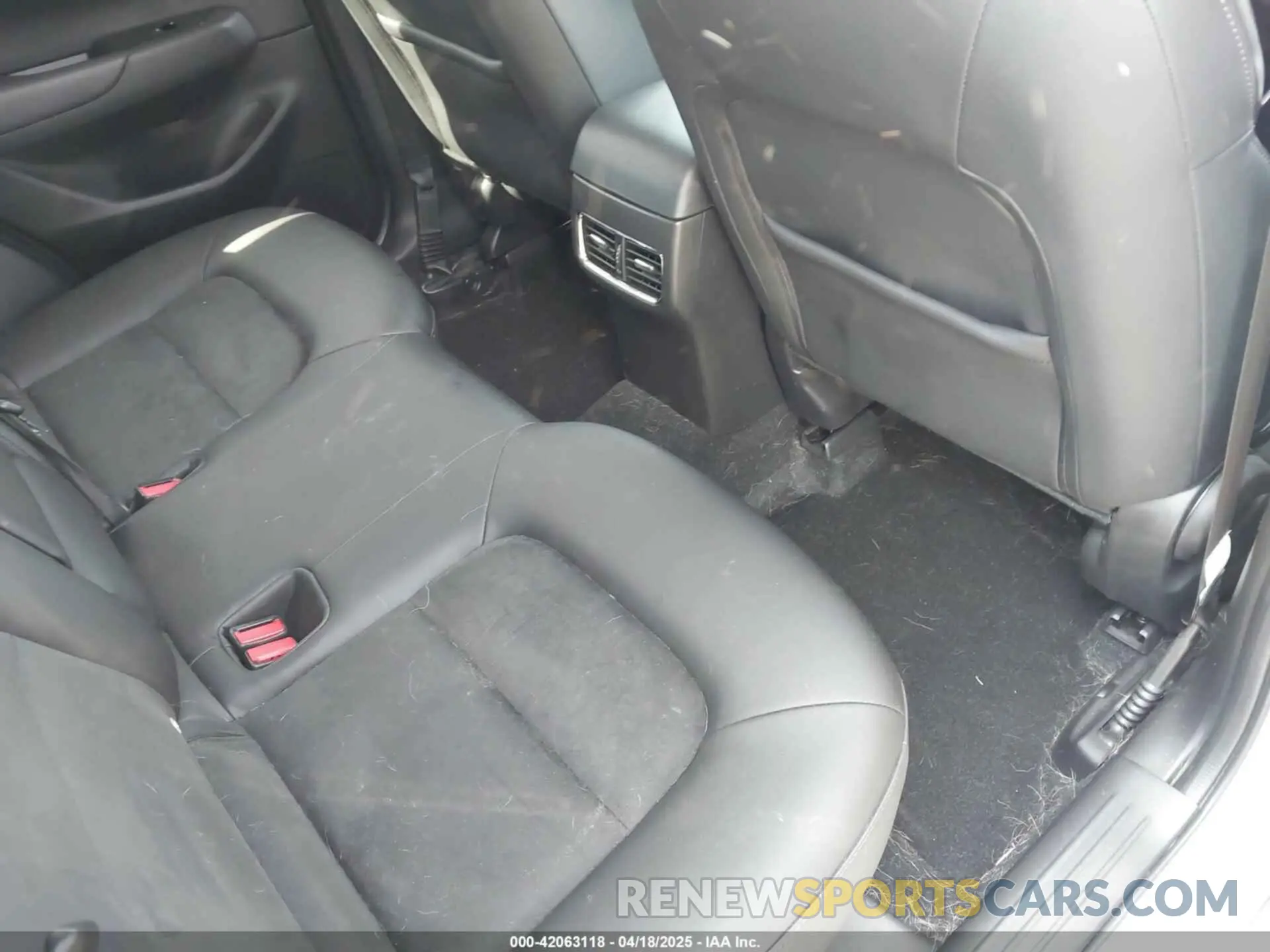 8 fotografías del automóvil dañado JM3KFBBM4P0164680 MAZDA CX-5 2023