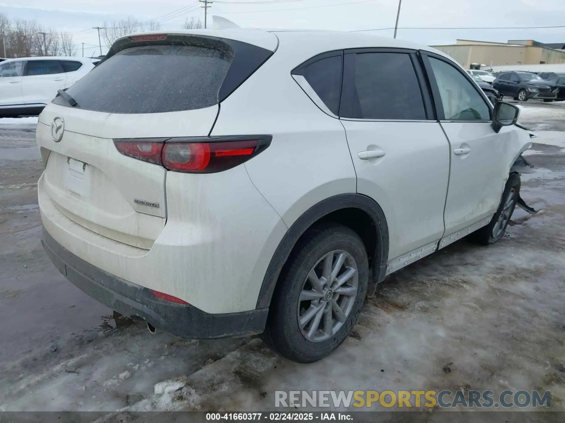 4 fotografías del automóvil dañado JM3KFBBM4P0219564 MAZDA CX-5 2023