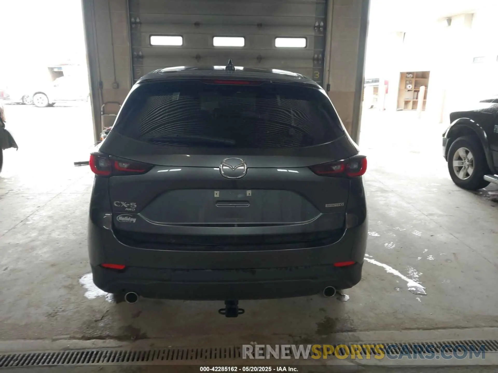15 fotografías del automóvil dañado JM3KFBBM6P0103752 MAZDA CX-5 2023