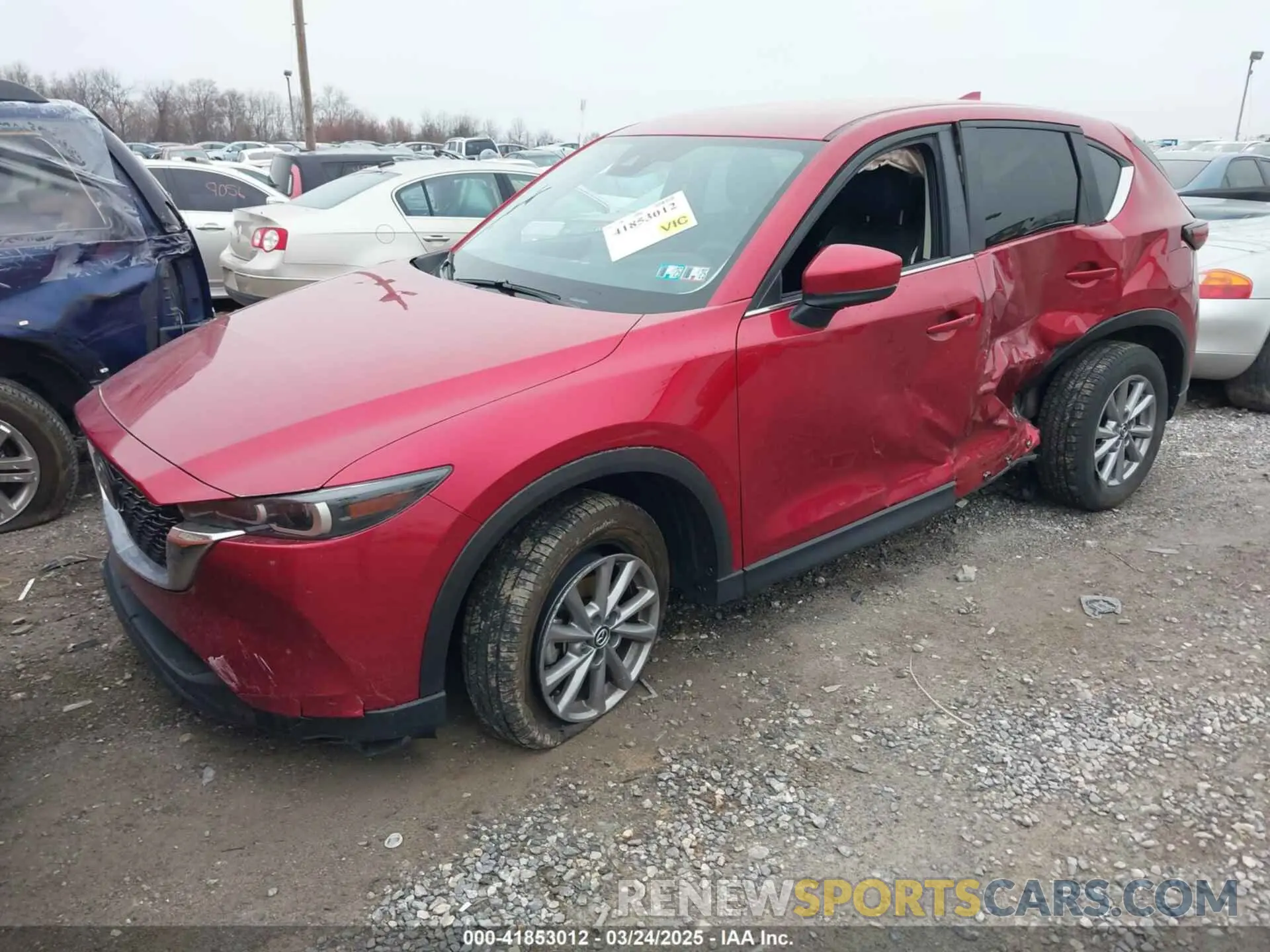 2 fotografías del automóvil dañado JM3KFBBM6P0252808 MAZDA CX-5 2023