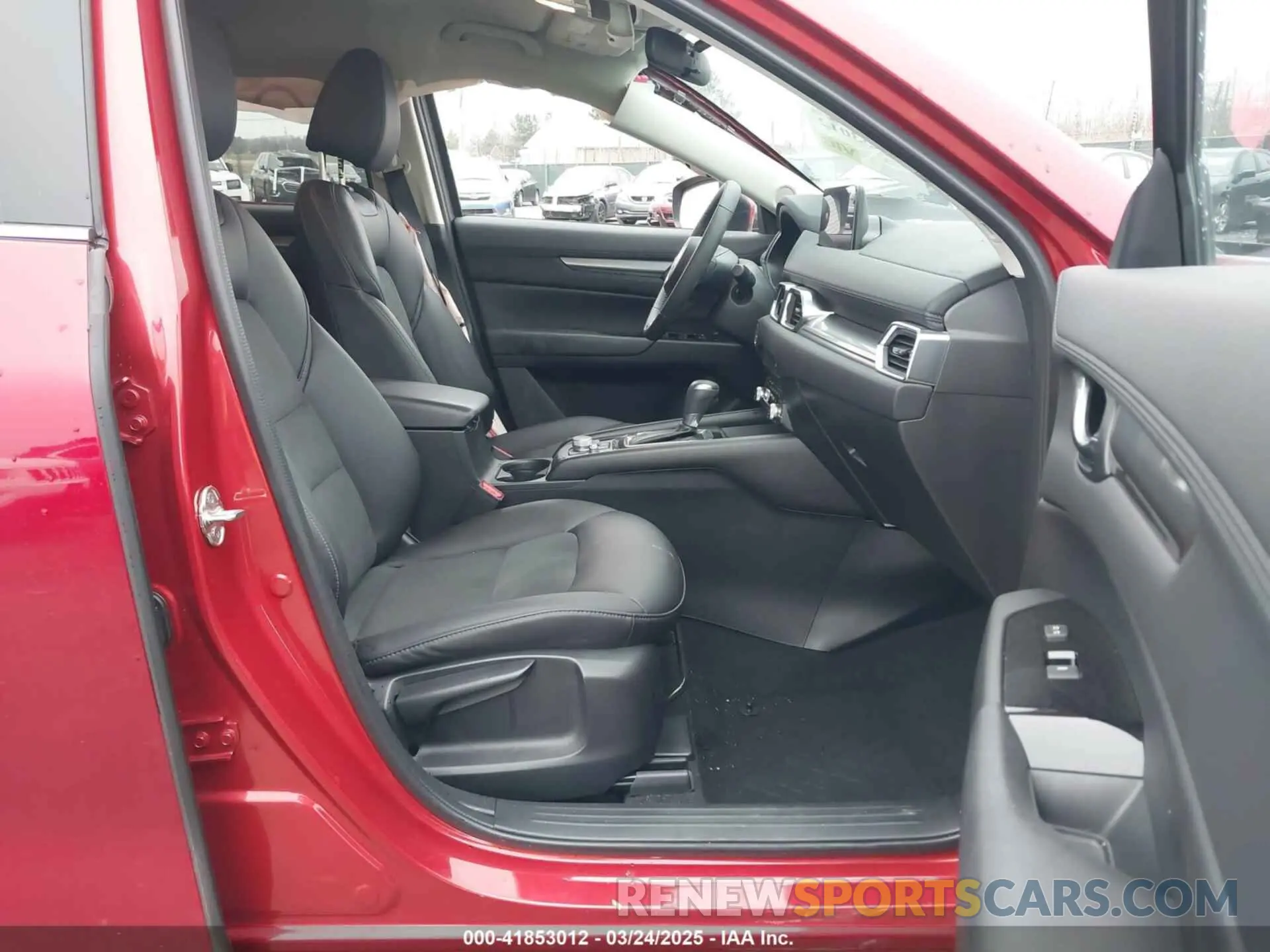 5 fotografías del automóvil dañado JM3KFBBM6P0252808 MAZDA CX-5 2023