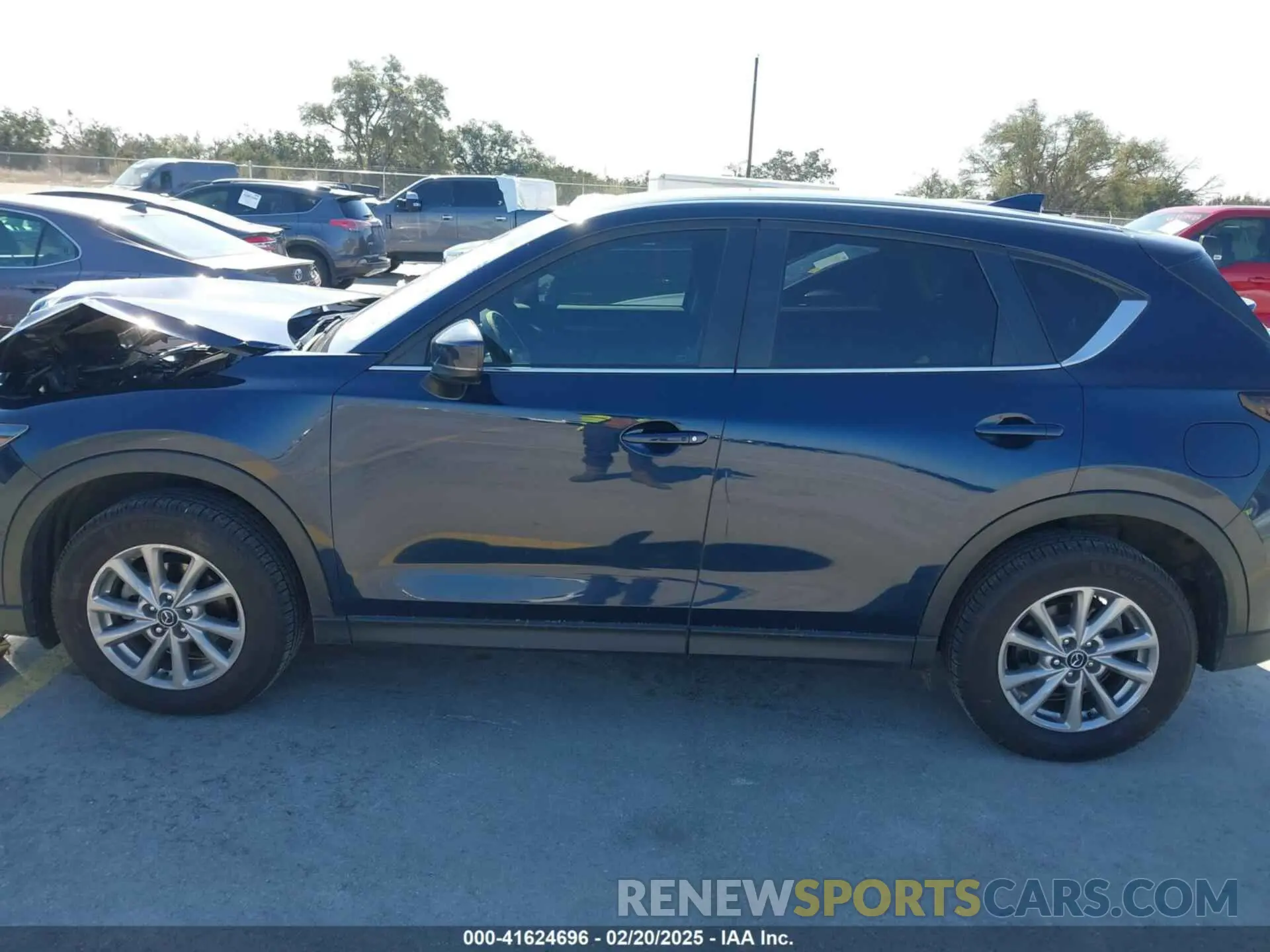 14 fotografías del automóvil dañado JM3KFBBM7P0148375 MAZDA CX-5 2023