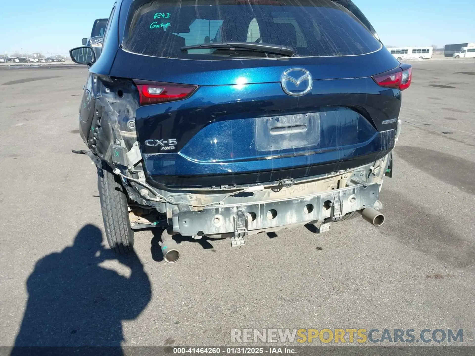 6 fotografías del automóvil dañado JM3KFBBM7P0171770 MAZDA CX-5 2023