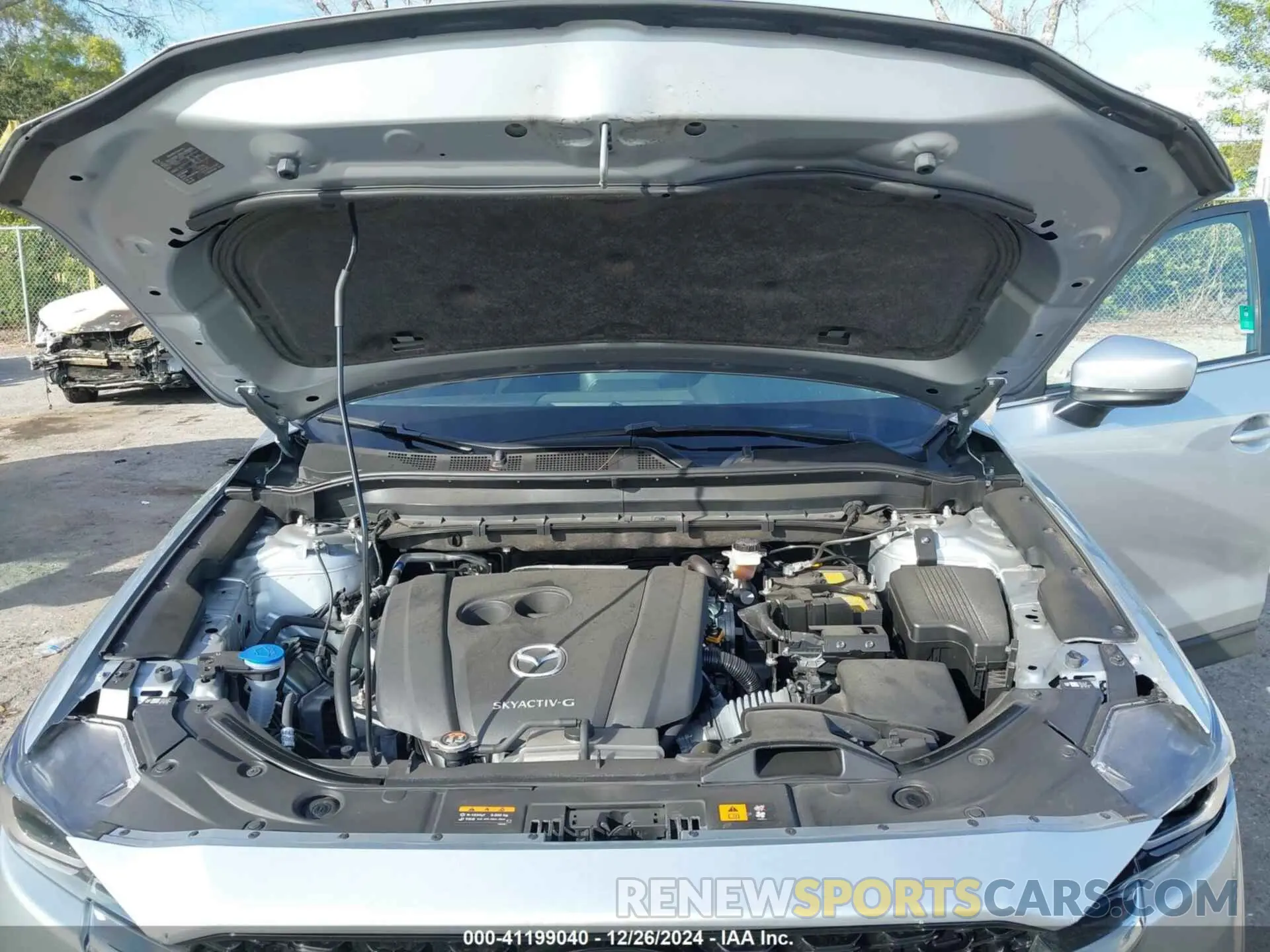 10 fotografías del automóvil dañado JM3KFBBM8P0219793 MAZDA CX-5 2023