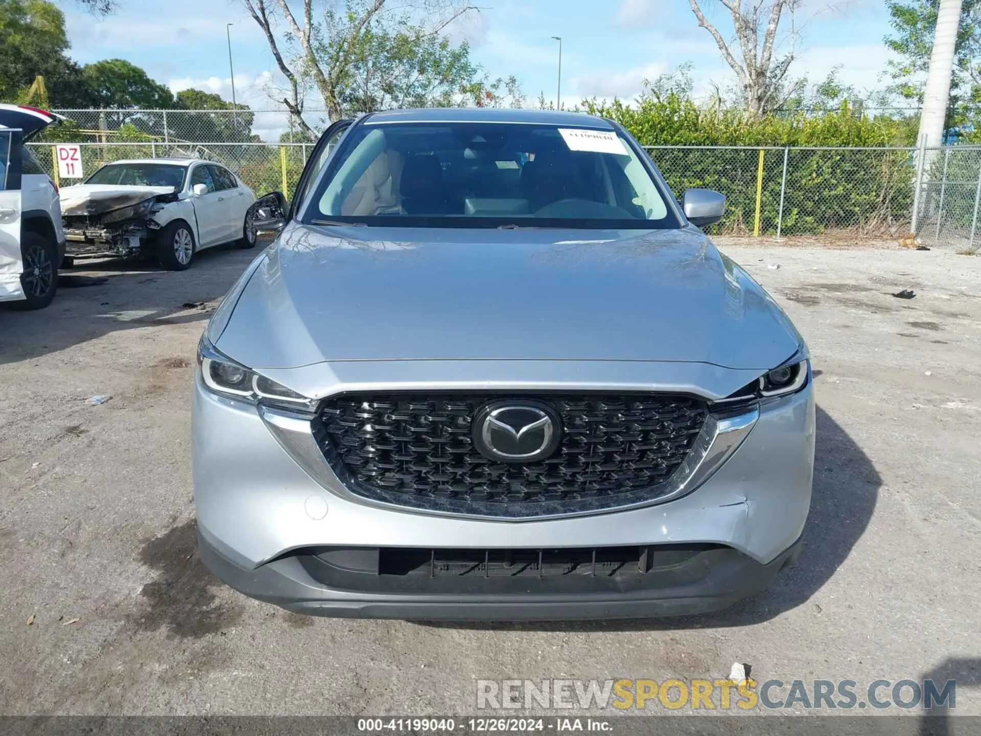 12 fotografías del automóvil dañado JM3KFBBM8P0219793 MAZDA CX-5 2023